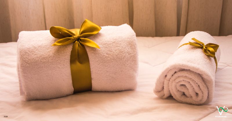 Dry your clothes with a towel roll | Vicharoo